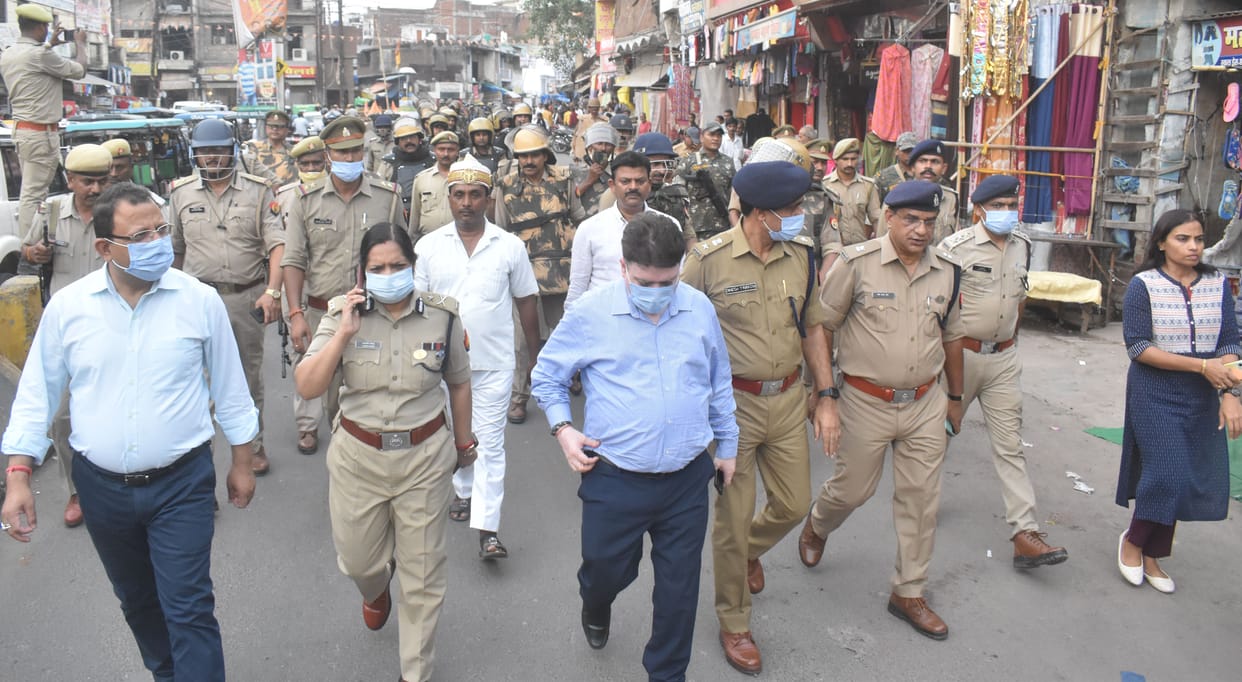 Commissioner-IG gave a message to the naughty elements by marching the route