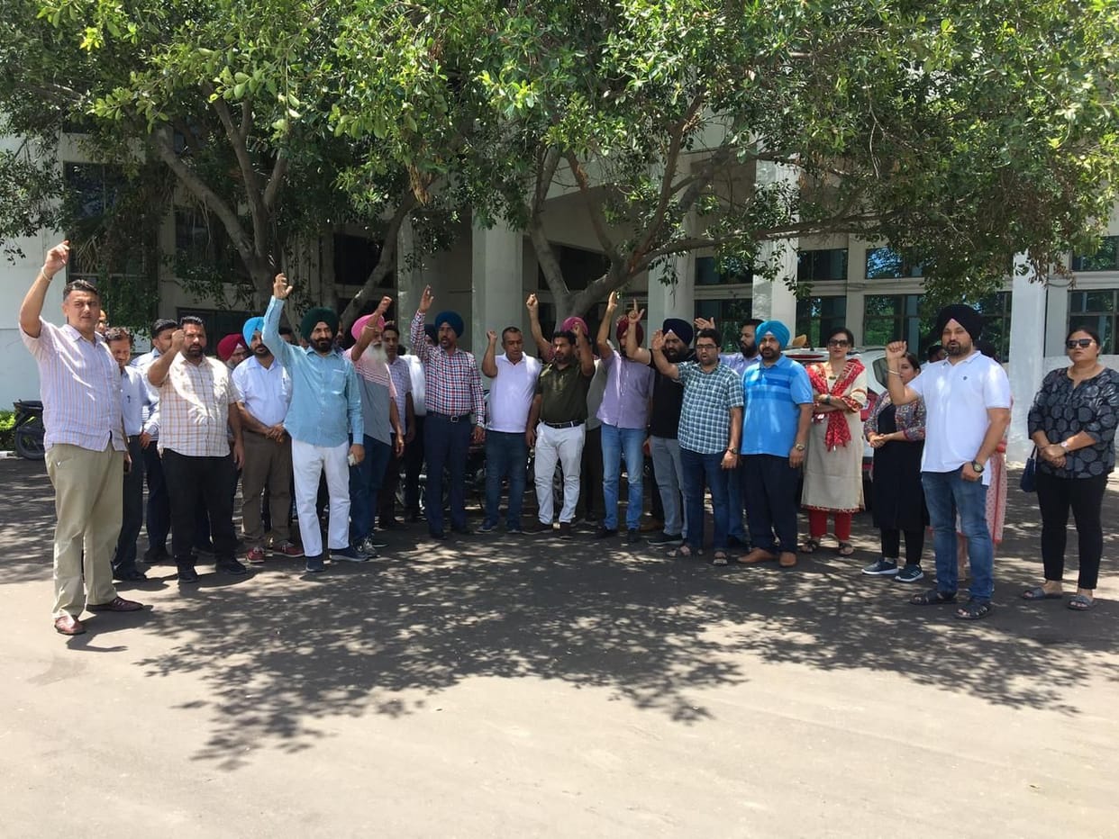 In PU, the teachers surrounded the VC office and protested