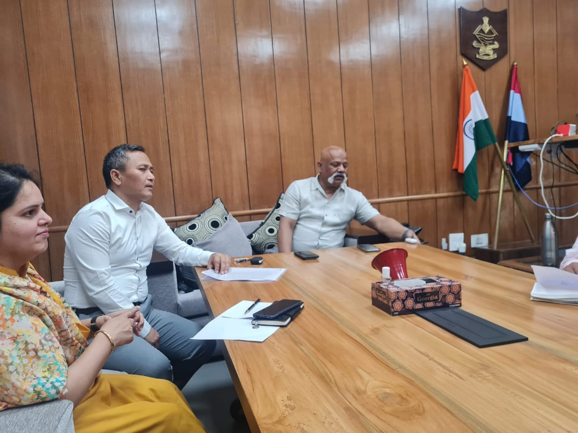 IAS Ram Vilas Yadav exposed many lies ininterrogation of Vigilance, See Photos