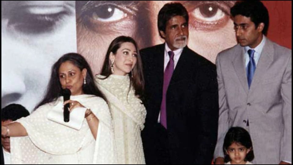 Birthday special karisma kapoor love life affair with ajay devgn and abhishek bachchan and wedding with sanjay kapoor