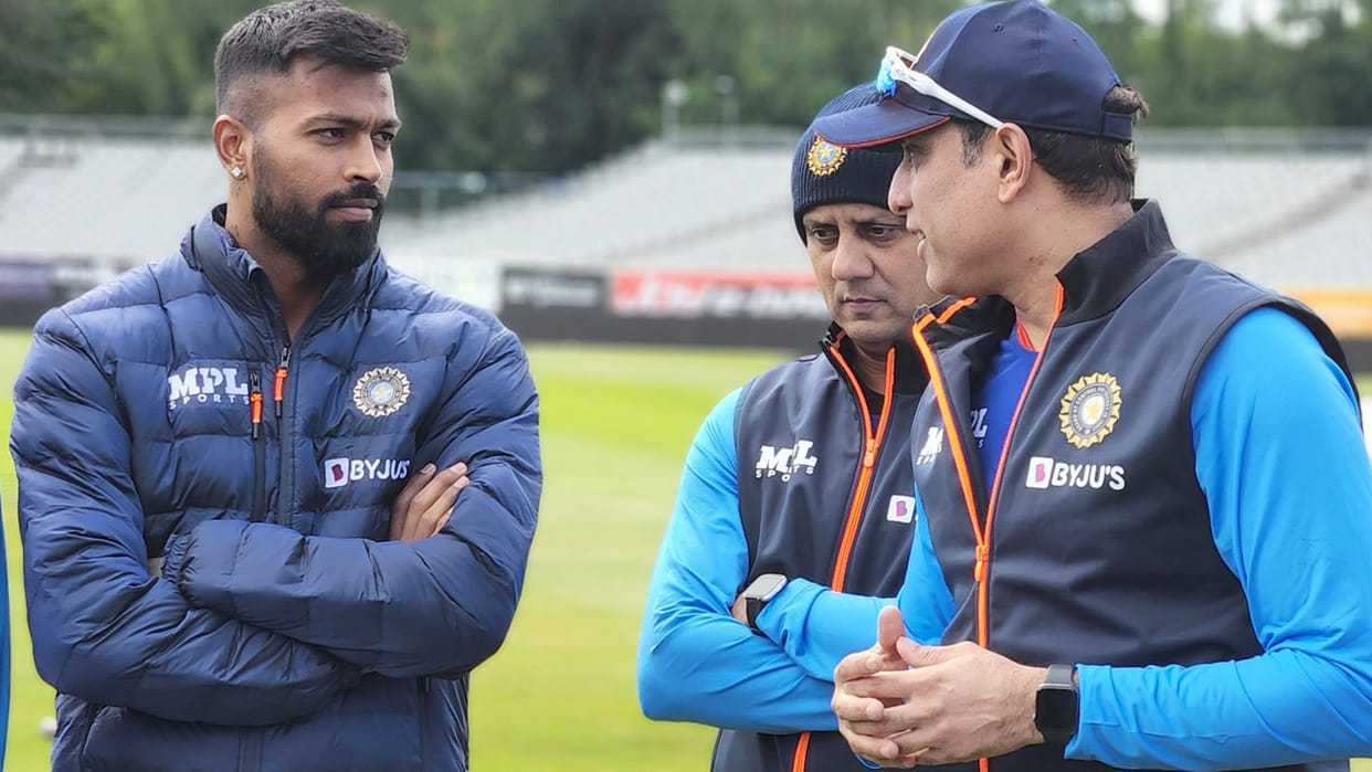 IND vs IRE 1st T20: VVS Laxman ready for the first challenge as Team India Head coach, Seen giving tips to Captain Hardik Pandya and Team, See Photos
