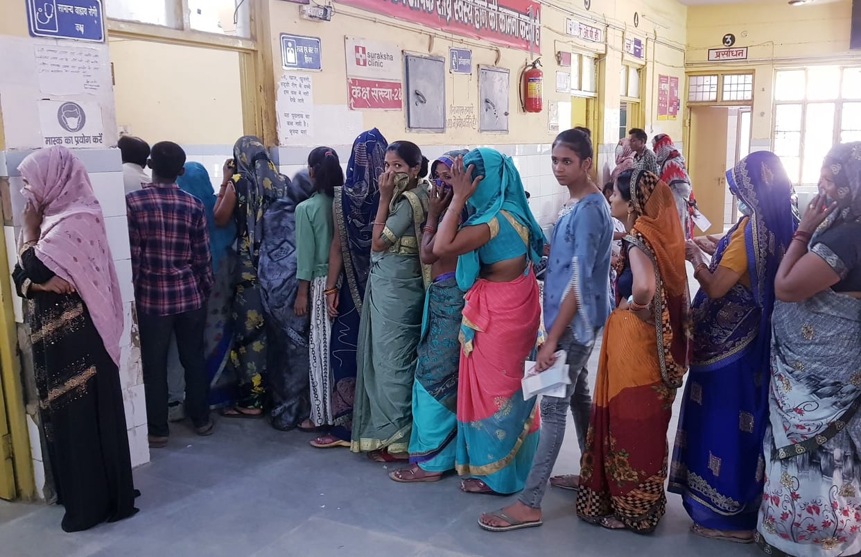 Patients sitting outside OPD, doctors did not reach