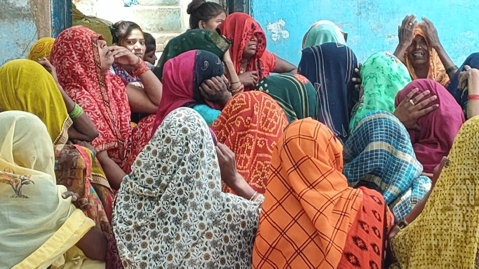 MP Panchayat Chunav: In Morena, the sarpanch candidate's husband ate poison, died on the way to the hospital