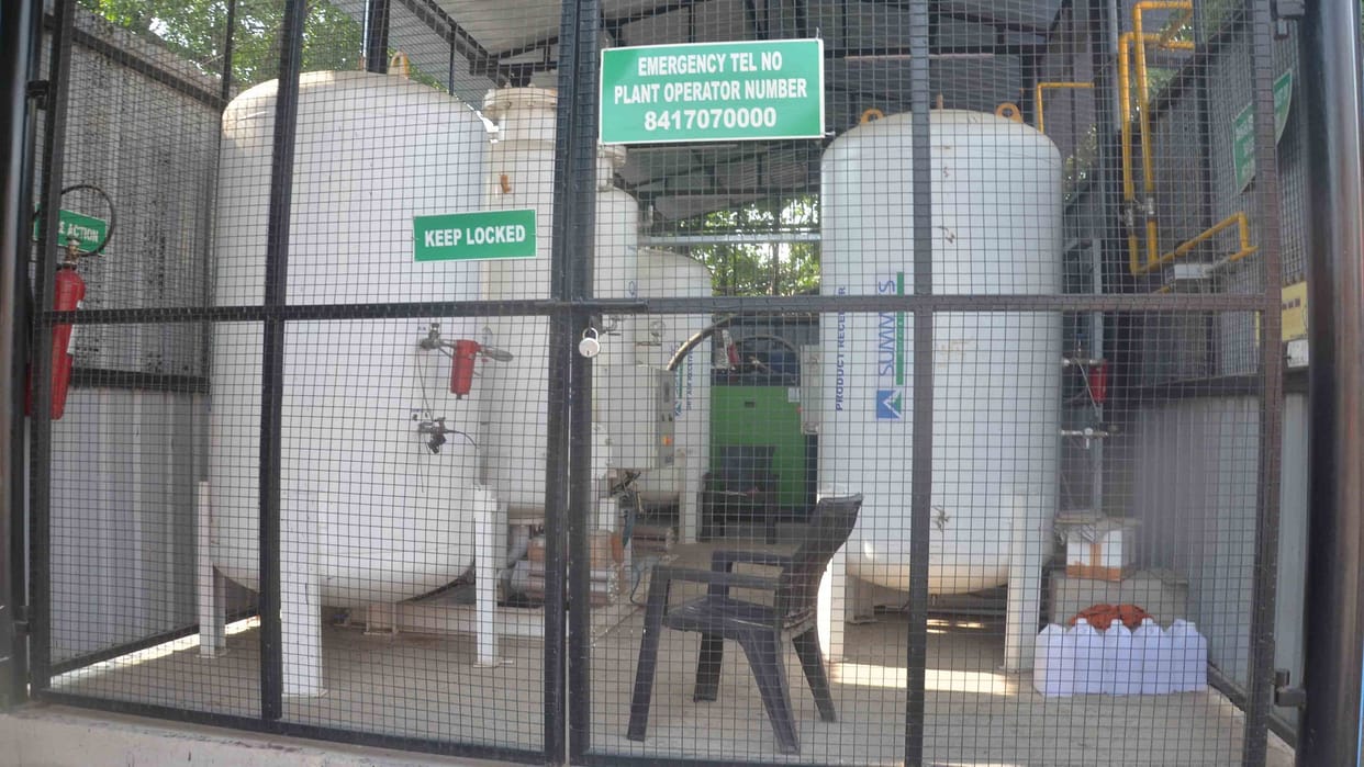Bailey Hospital: Order for investigation of oxygen purchase in TB Sapru District Hospital