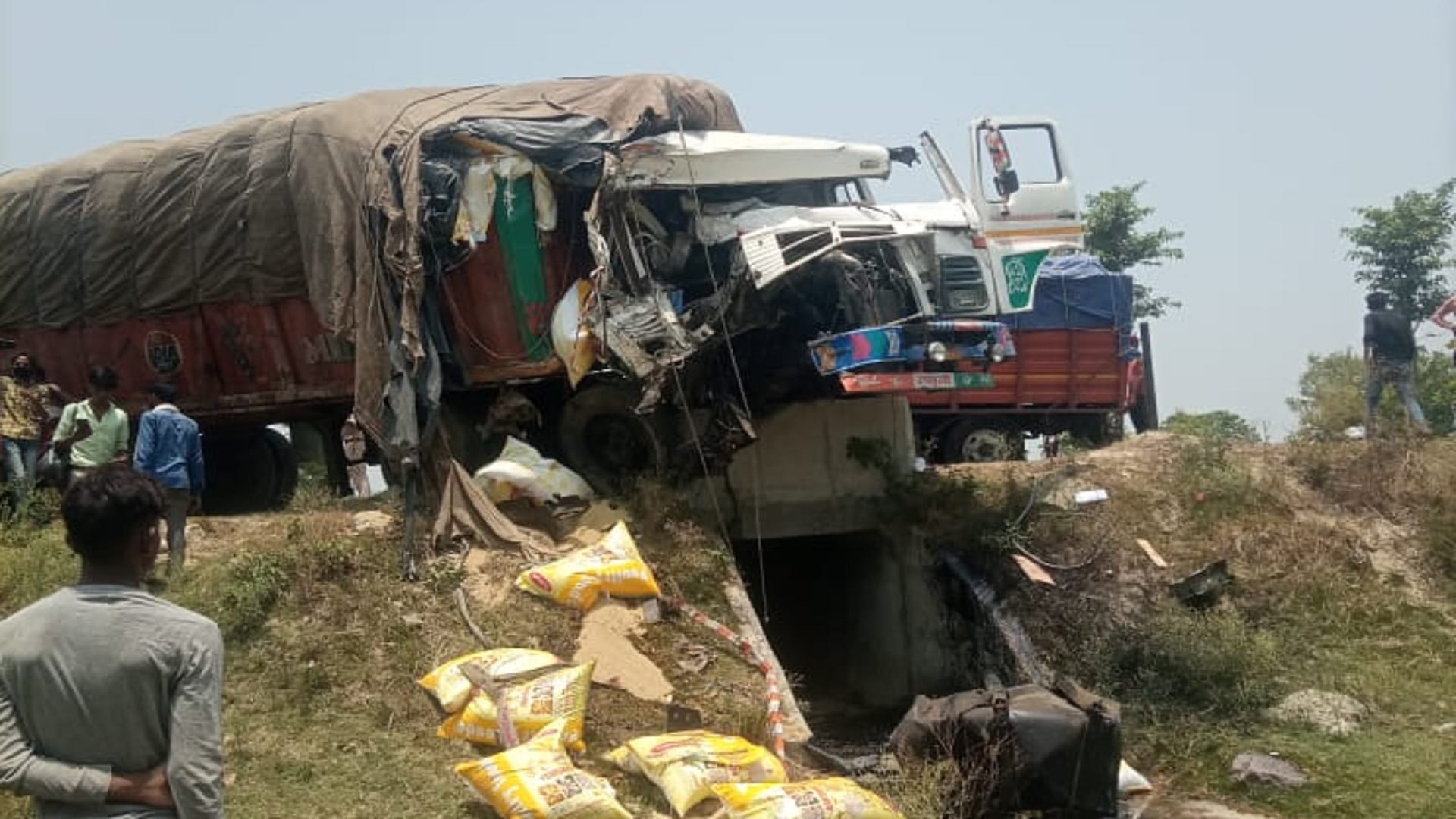 lakhimpur kheri road accident Accident happened while trying to overtake