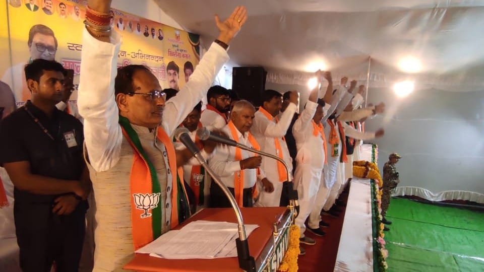 CM in Chhindwara: Chief Minister targeted Kamal Nath, said- you did the cutting work, Mama has come to add