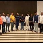 एकनाथ शिंदे और शिवसेना के बागी विधायक।