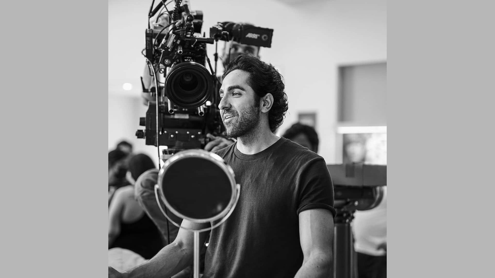 Ayushmann Khurrana shares an advice with fans as mumbai is suffering from infections concerns about covid-19