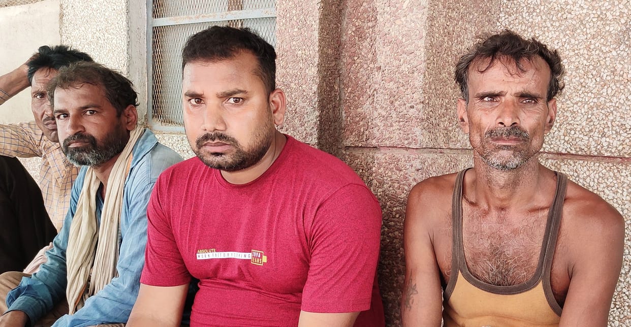 student committed suicide by hanging