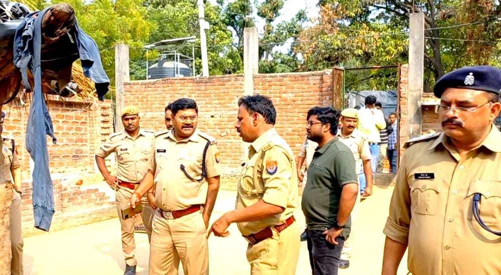 Husband hanged after killing wife in Kannauj, cannabis pills found on the spot, police engaged in investigation