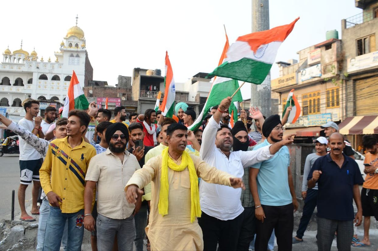 AAP workers protest against Agneepath scheme