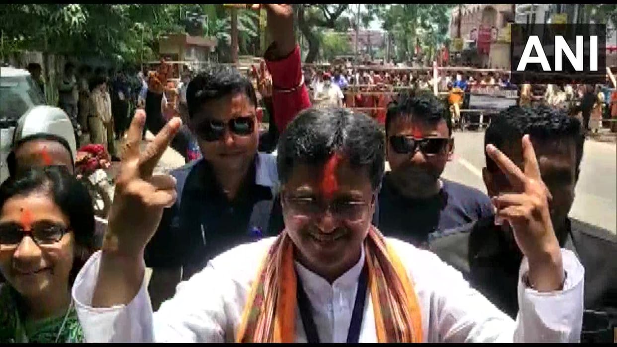 By Election Result 2022 Live Updates 3 Lok Sabha and 7 Vidhan Sabha Seat Vote Counting News in Hindi