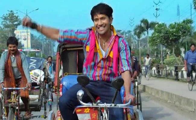 Dinesh Lal Yadav Nirahua Wins Azamgarh ByPoll Election Know About Actor Superhit Films here