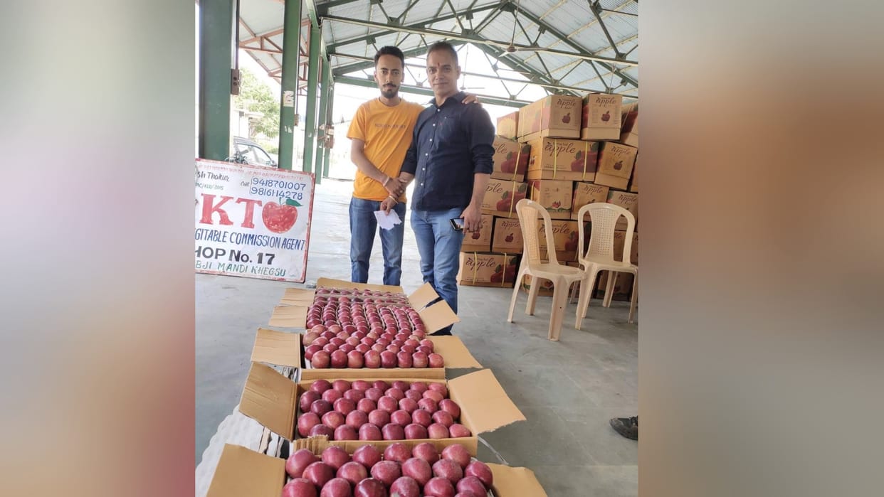 Apple season in himachal: spur variety apple box sold at 2700 rupees