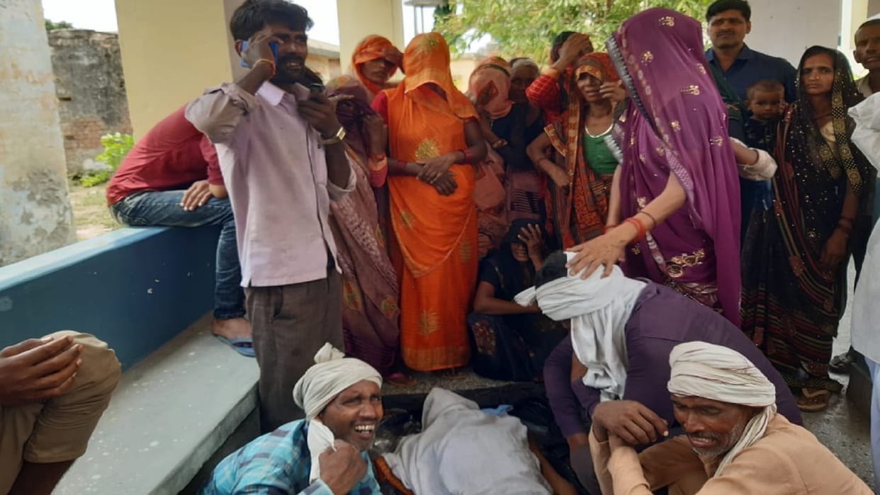 Uncle-nephew died due to drowning while bathing in Ganga in Sambhal