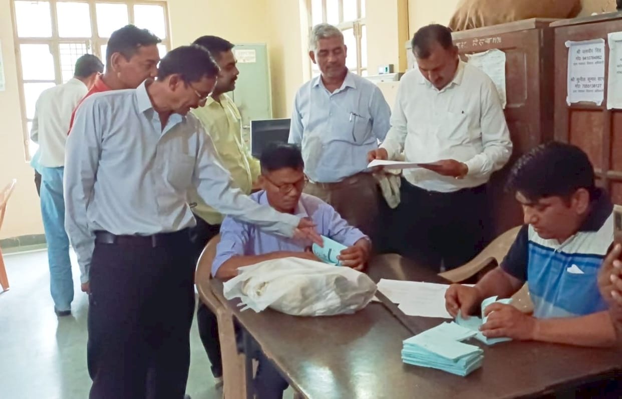 election in district