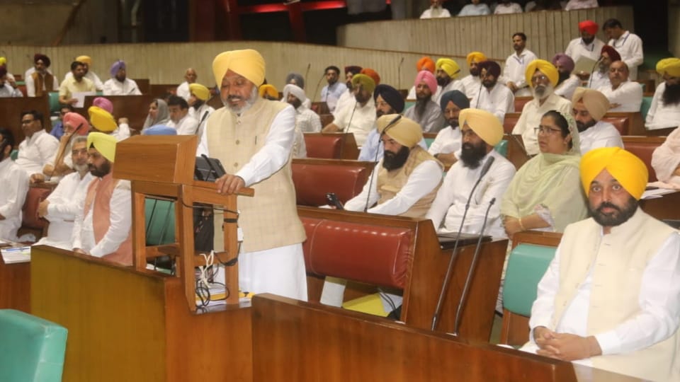Punjab Budget 2022 present in Assembly first budget of Bhagwant Mann Government all update