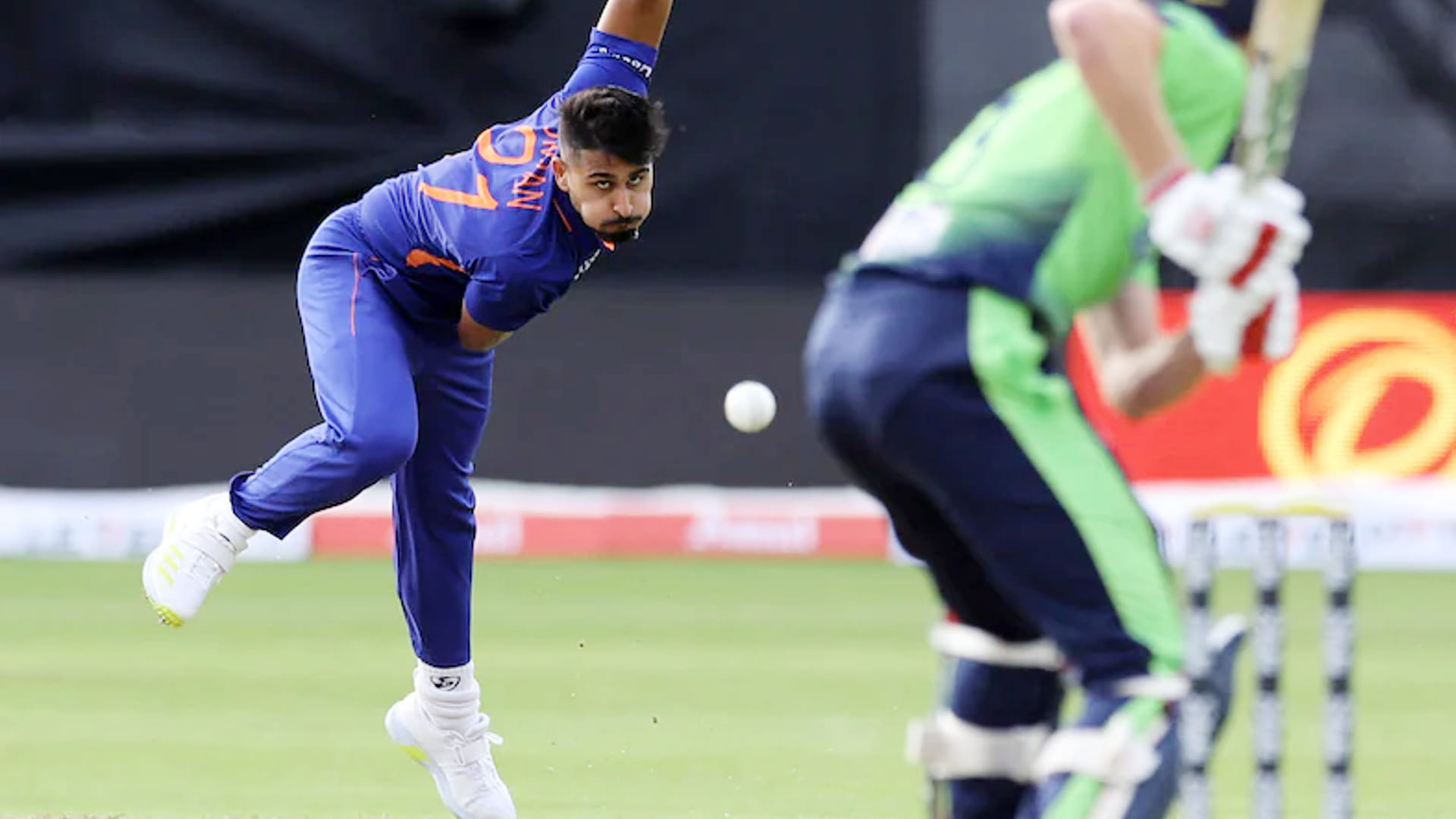IND vs IRE Photos Hardik Pandya gives special gift to Umran Malik Deepak Hooda gets support from childhood friend Sanju Samson