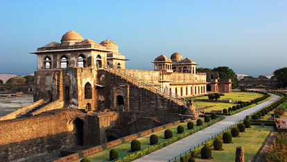 IRCTC Tour Package  Glimpses of Madhya Pradesh Ujjain and Indore know all details here in Hindi