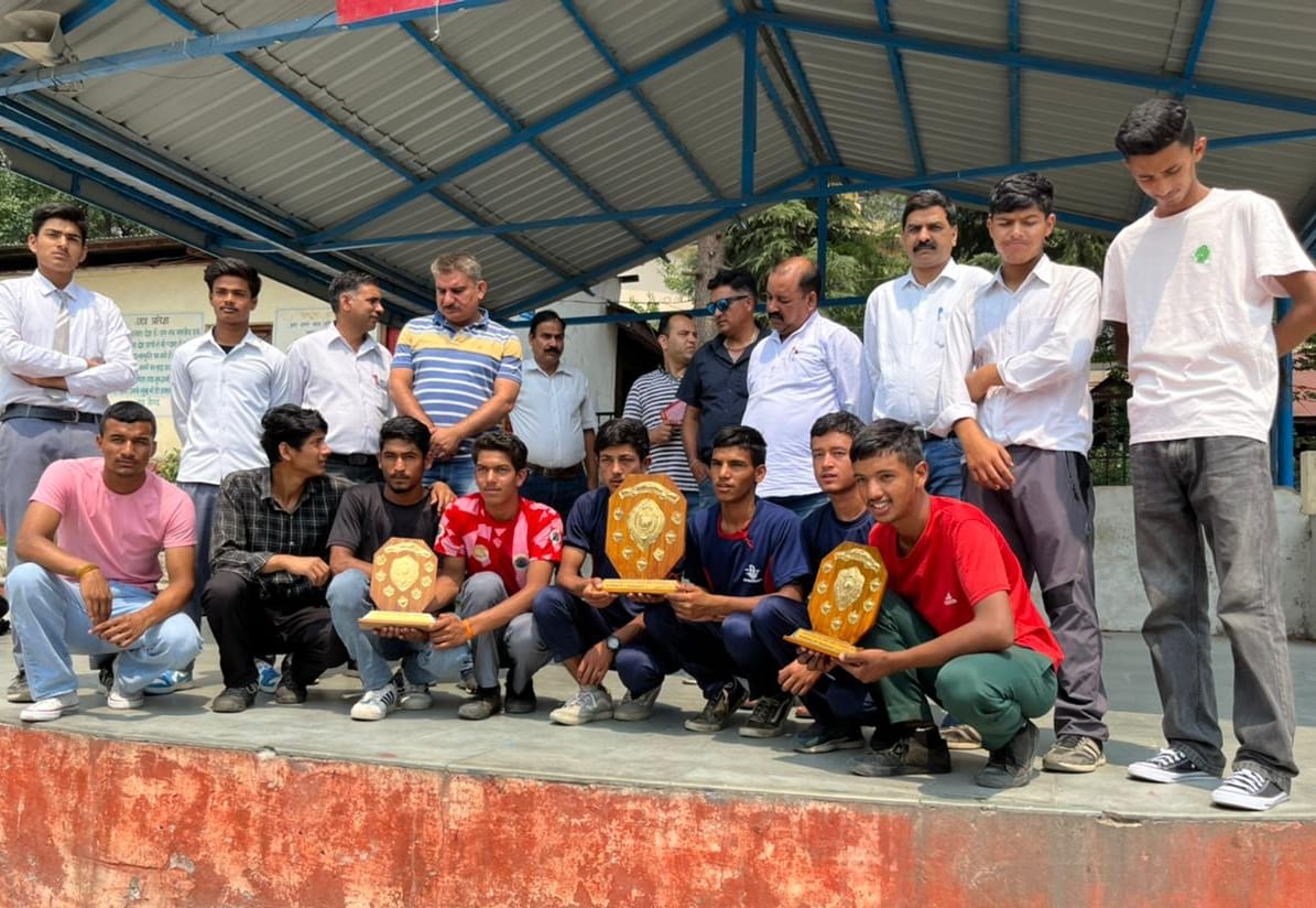 Student School Kullu dominated in block level sports