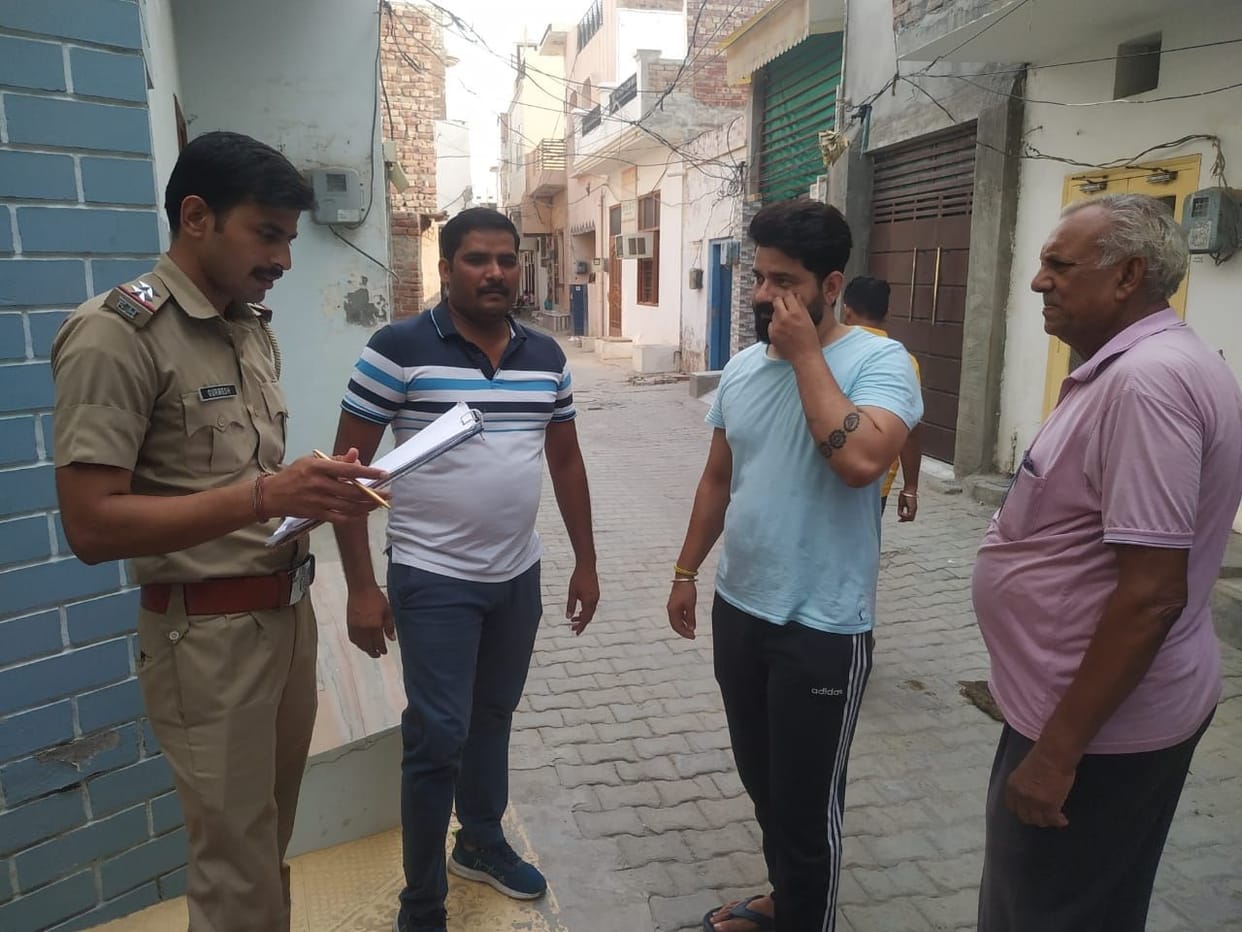 20 tolas of gold and cash stolen from two houses in Kalanwali, the family had gone out of city