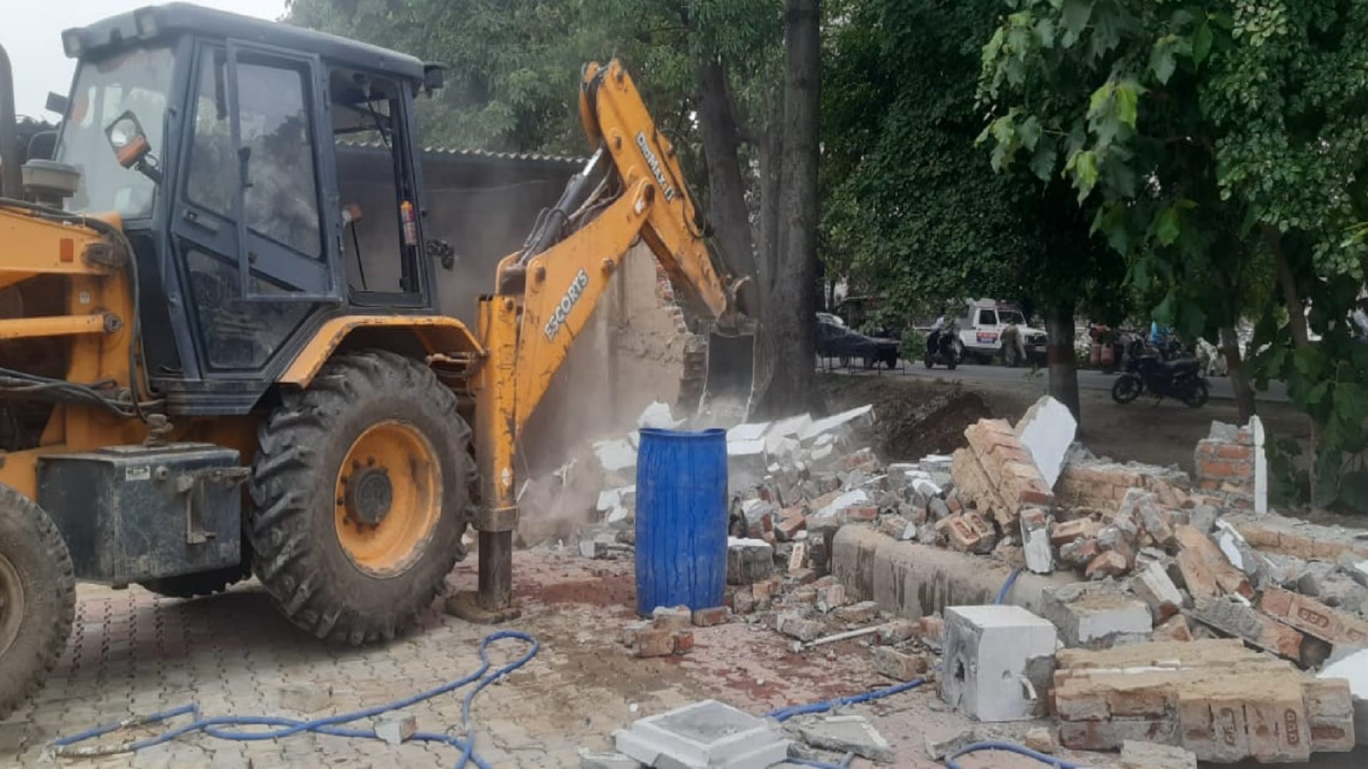Saharanpur Police officers have demolished farm house of Accused Sunny Nagpal see photos