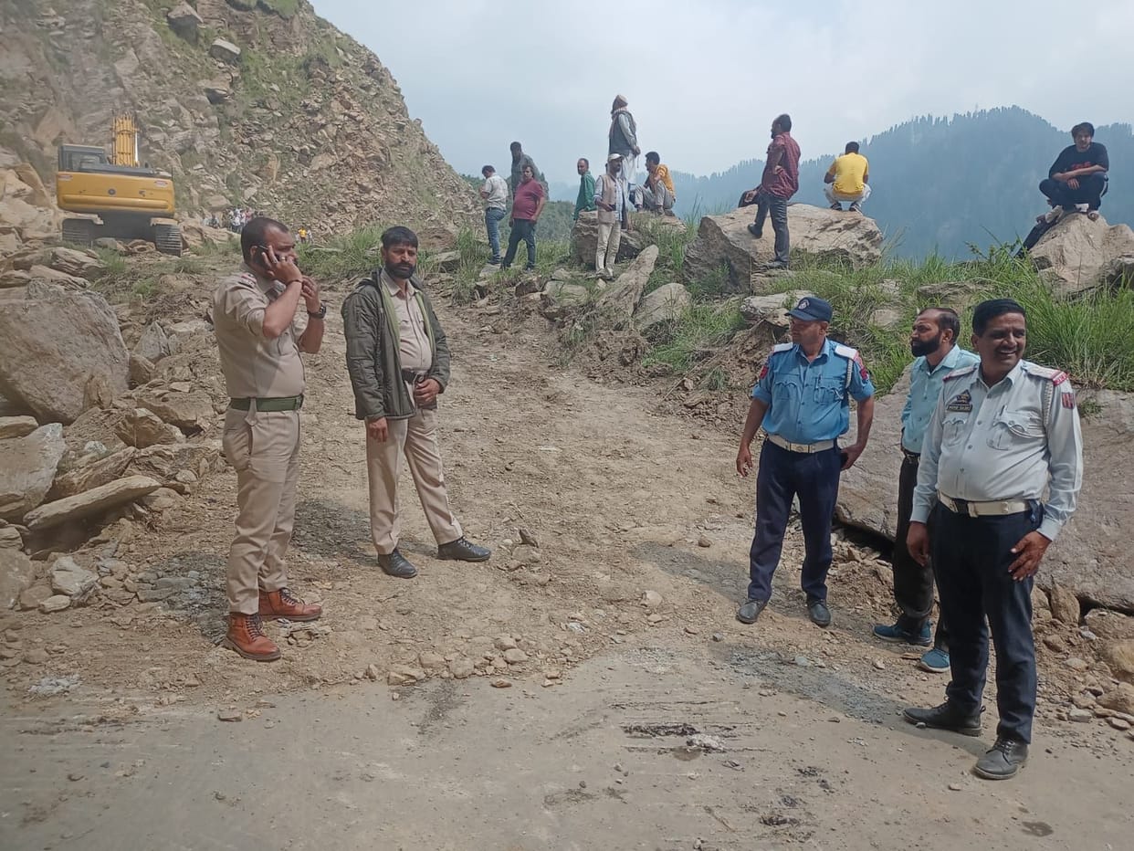mughal road closed
