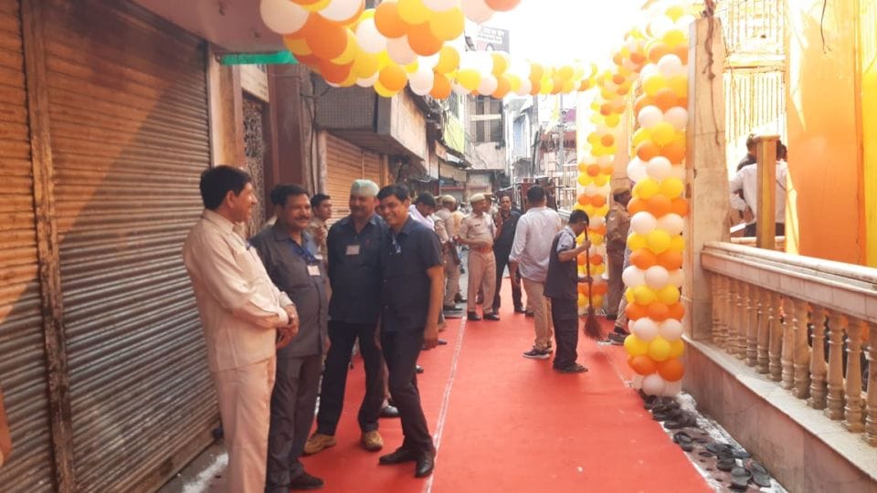 ram nath kovind vrindavan visit langur in security of president in vrindavan
