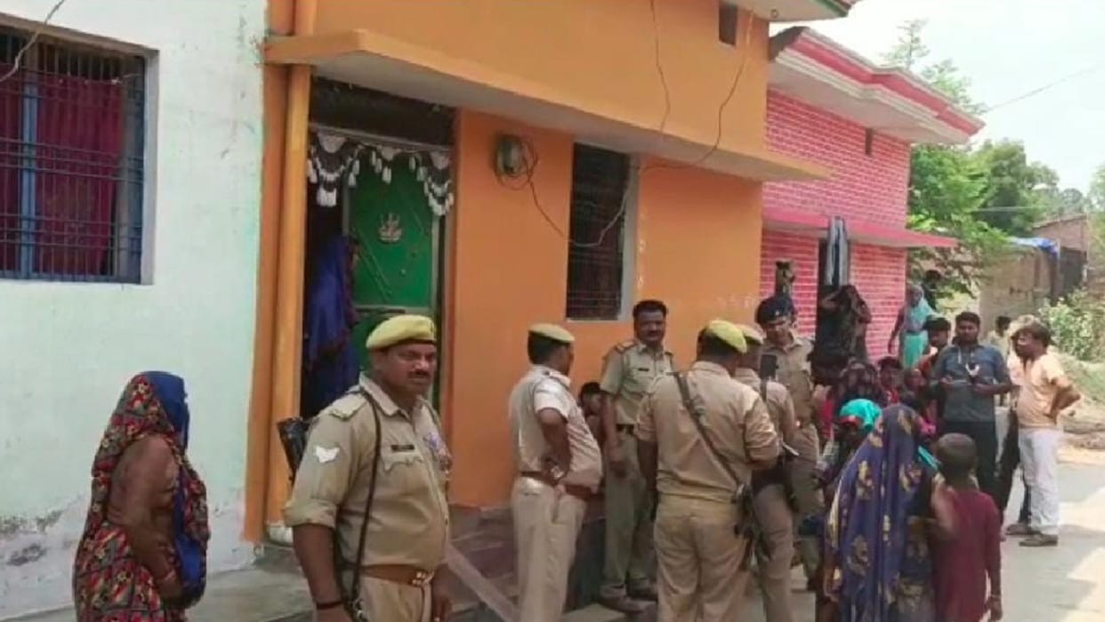 Prayagraj: Angry husband hanged over after dispute with wife family members beat up lover to death