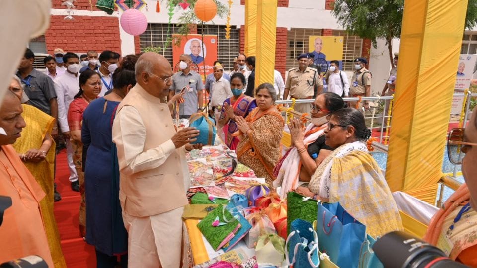 President Ram Nath Kovind got emotional after hearing the pain of widow women in Vrindavan