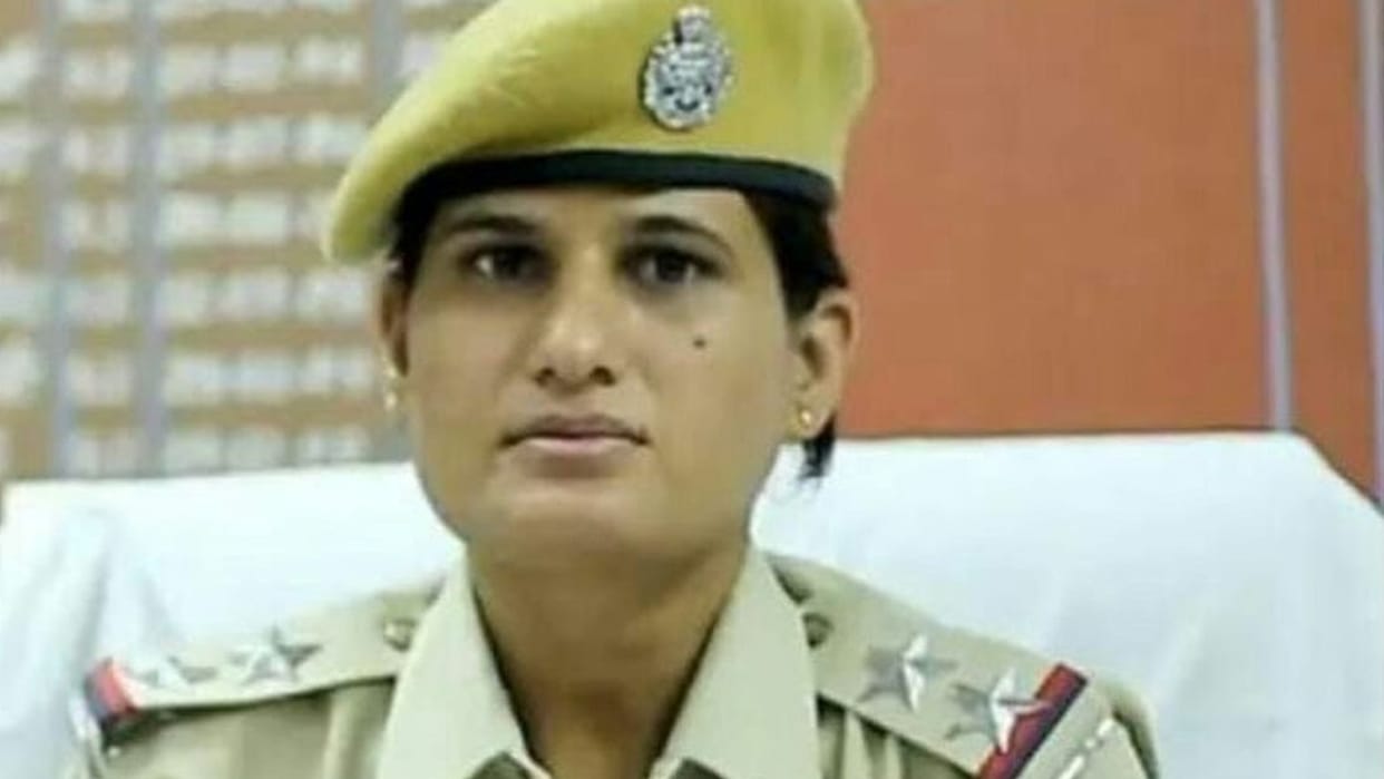 sacked sub inspector Seema Jakhar arrested in case of accused of taking money away from smugglers