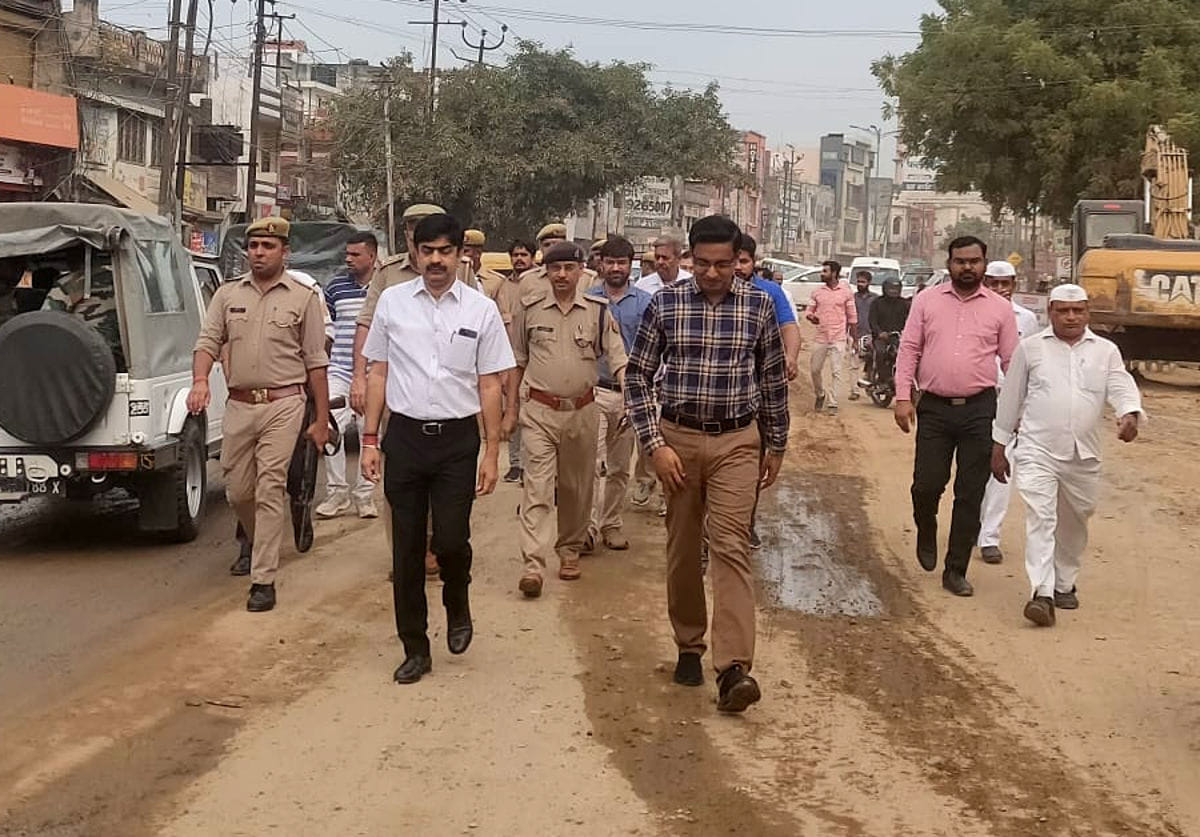 Divisional Commissioner, District Magistrate, Municipal Commissioner, SP inspected Kanwar Marg