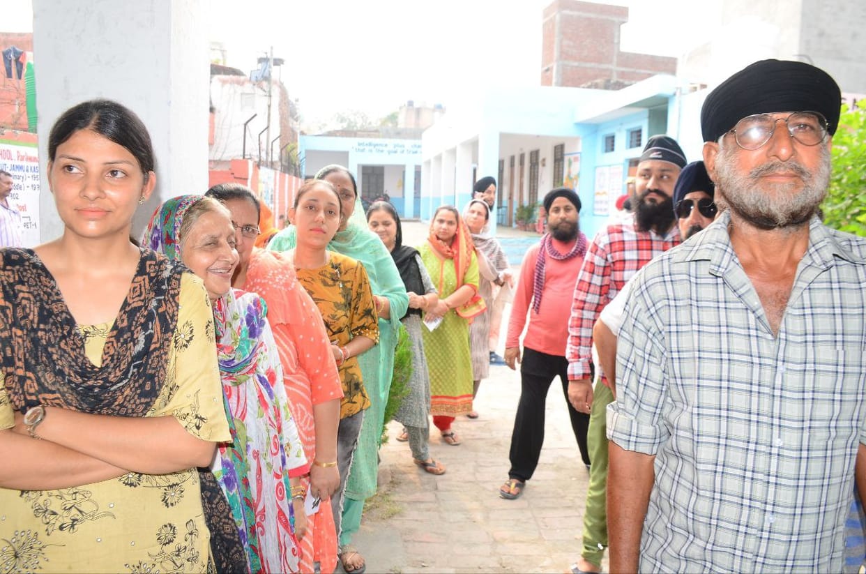 Former chief Charanjit Singh Bhola scored a hat-trick of victory