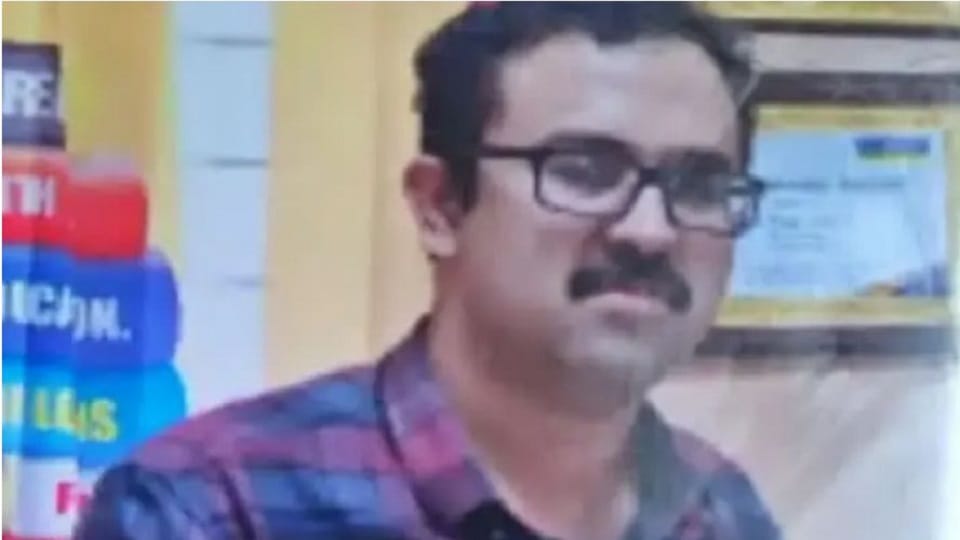 Bengaluru Bank Manager Held For Transferring 5.7 Crore To His Girlfriend He Met On Dating App