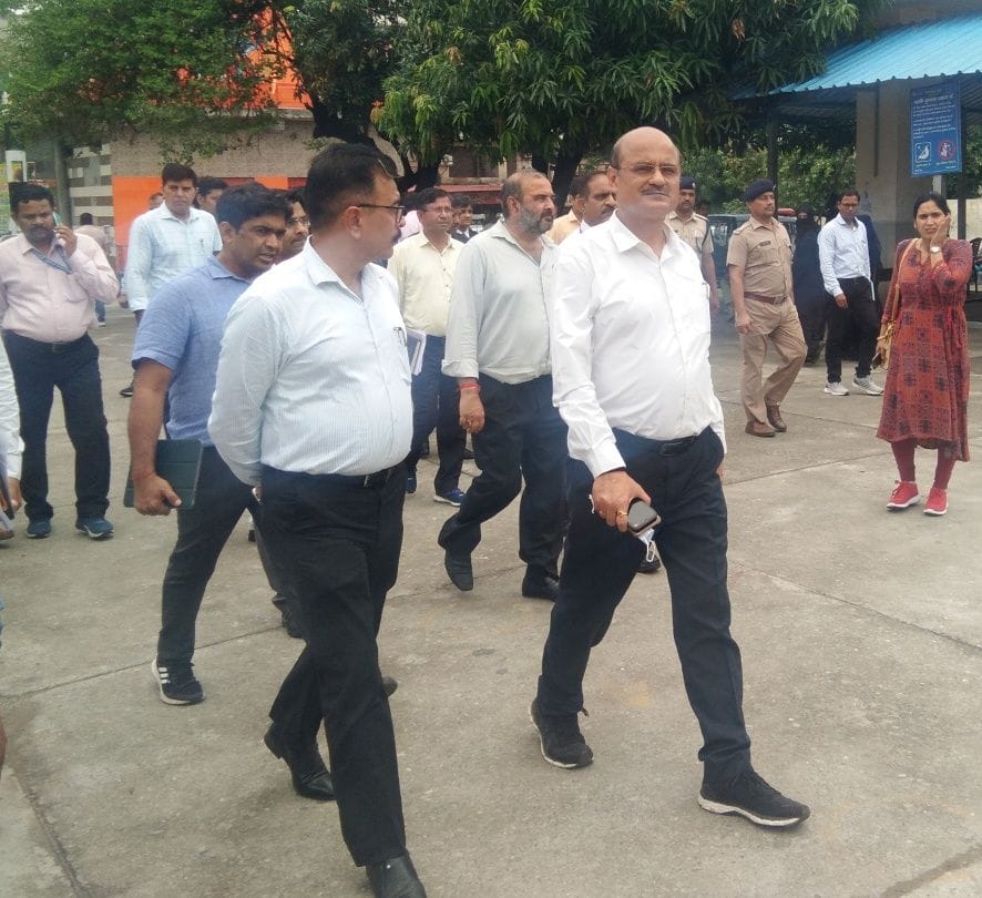 Officers should take passenger convenience seriously: General Manager