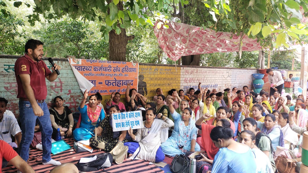 53 percent NHM employees on strike for the second day as well, today the national vaccination campaign may be put on brake