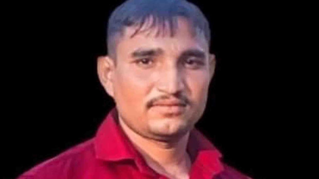 Youth committed suicide in ghatampur