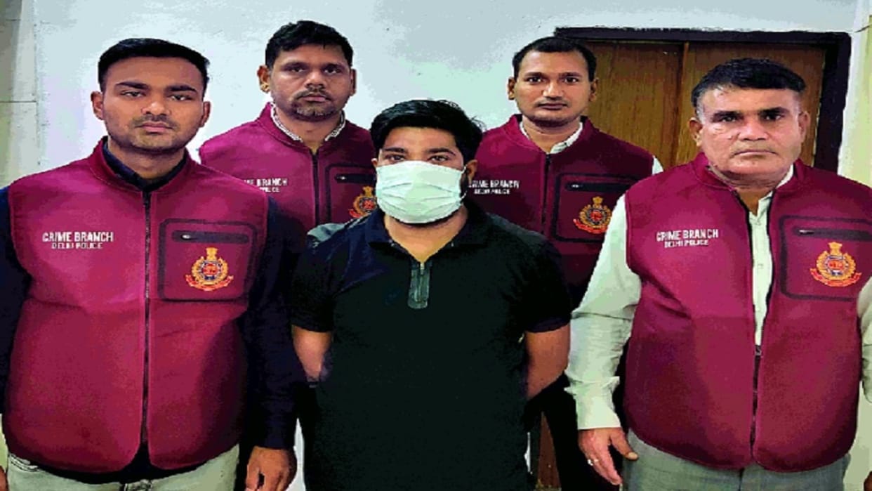 Delhi Police arrested person who cheated in name of showing admission in MBBS