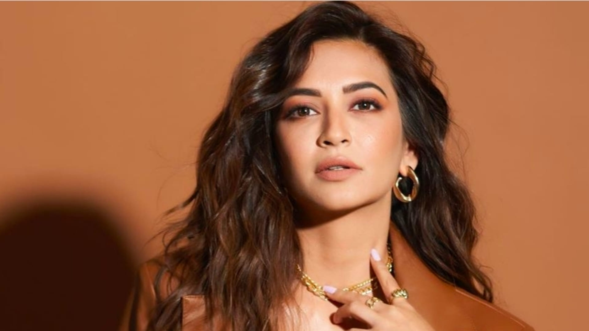 these eight actress include pooja hegde disha patani rashmika mandanna taapsee pannu became pan India stars and overshadowed Bollywood actors