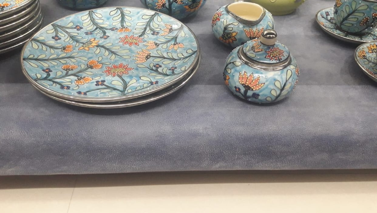 Khurja: PM Narendra Modi gifted Khurja's crockery to the Prime Minister of Britain