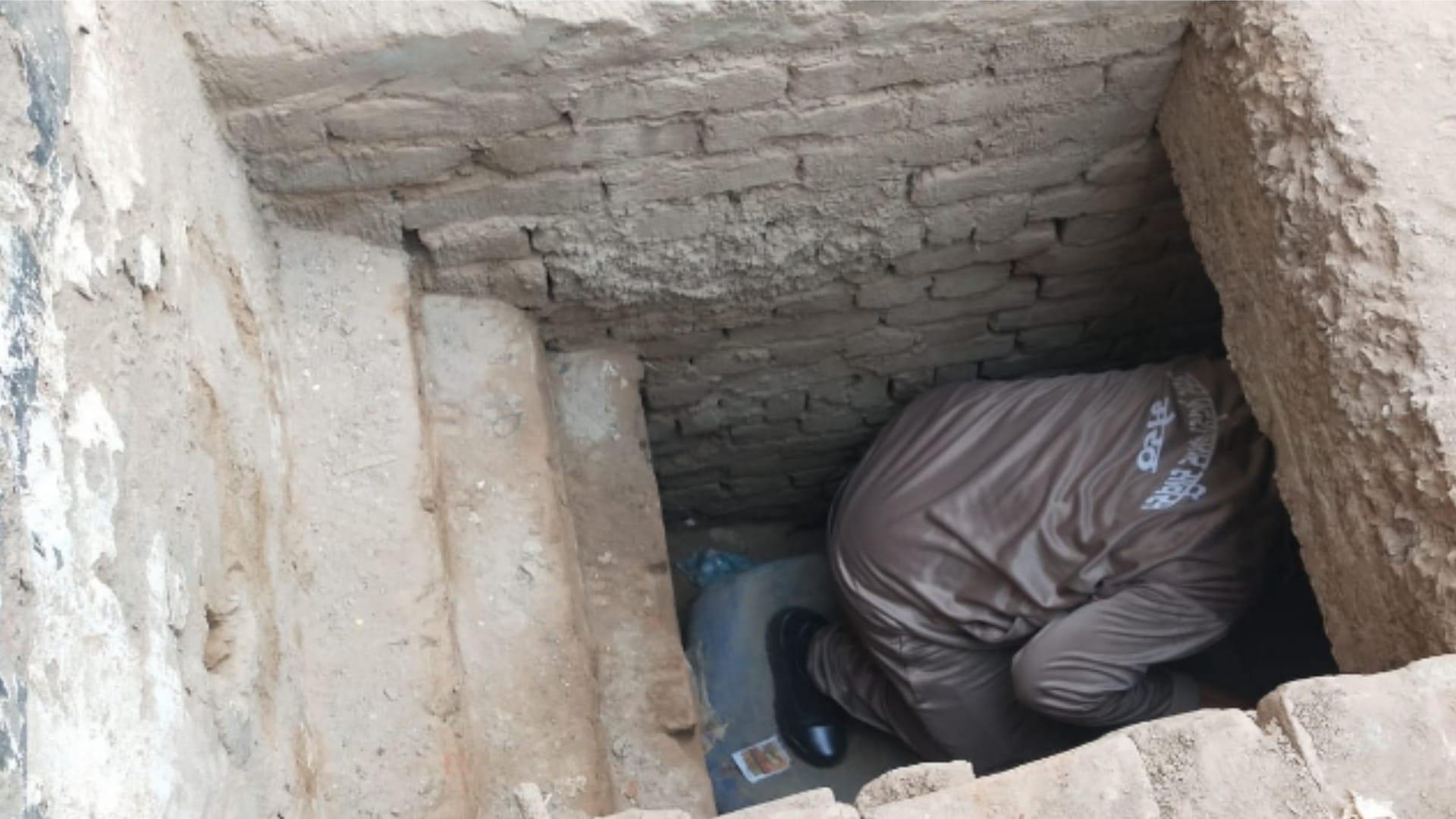 Blast in Meerut: 10 quintals of gunpowder recovered from Dharmakante, see photos
