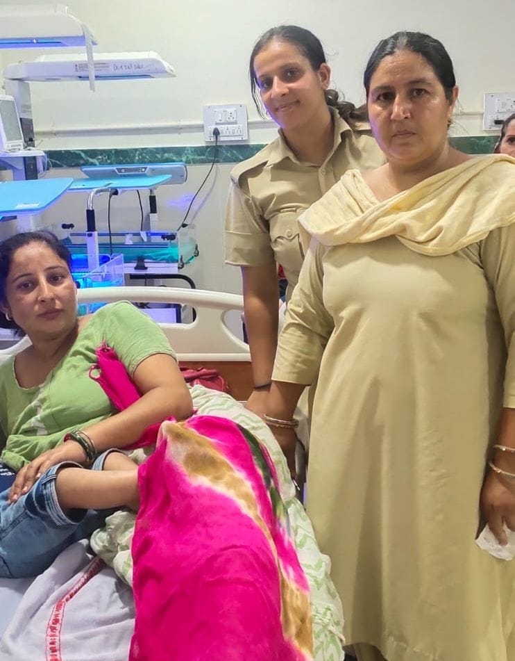 Woman going to Amritsar gave birth to daughter in RPF police station