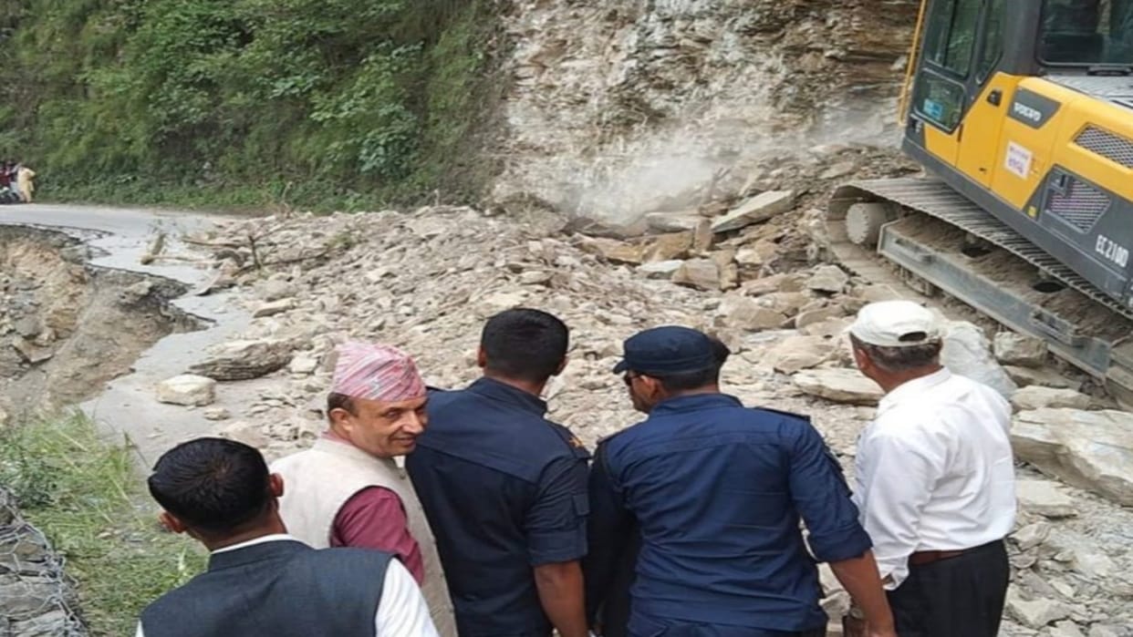 Butwal-Palpa road blocked due to landslide in Nepal
