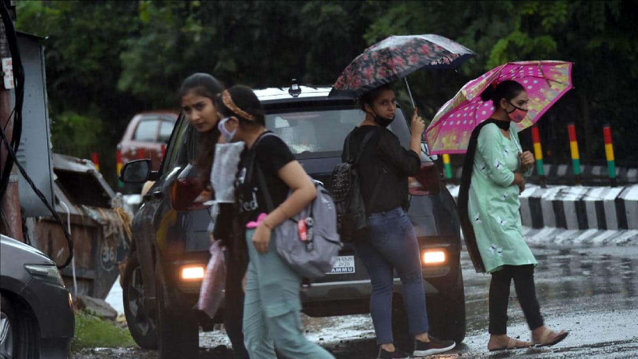 Heavy rain in MP, Rajasthan, Maharashtra, alert in Jharkhand-Bengal
