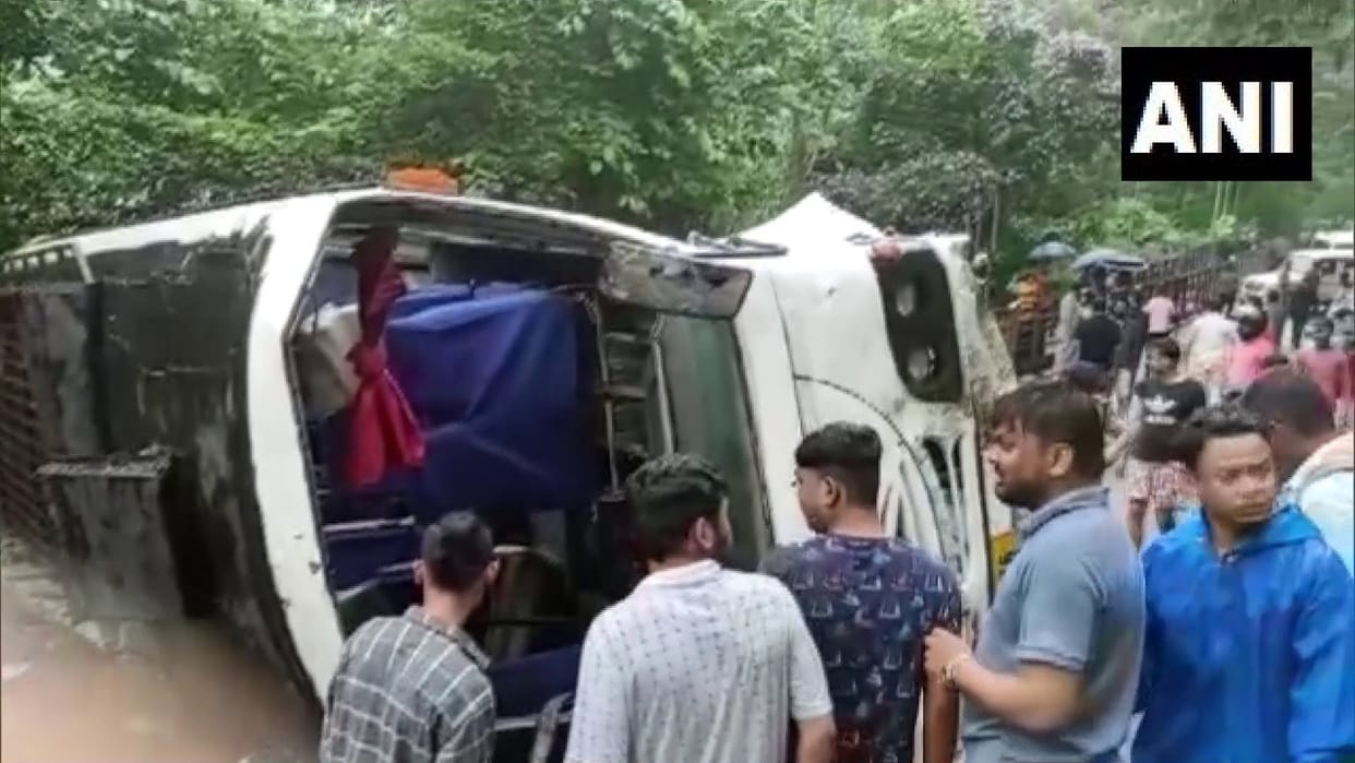 Ranchi St Xaviers College Students Bus Accident Returning From Sikkim