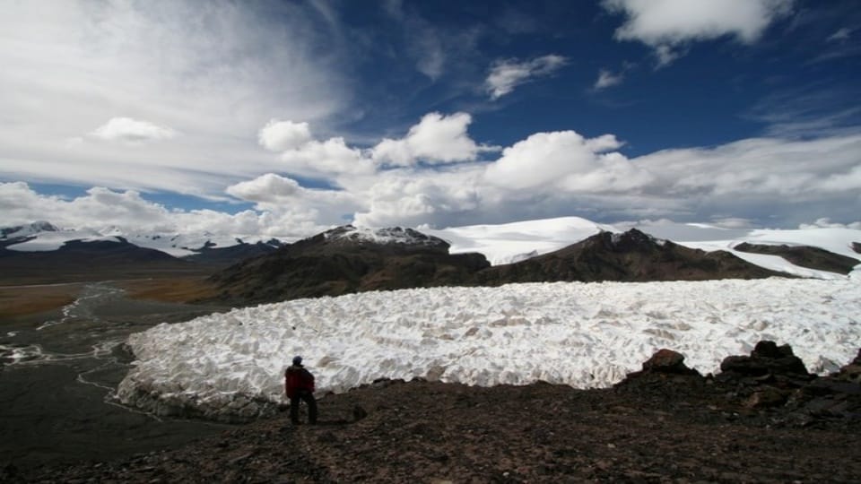China to relocate 17000 Tibetan people claims to improve living conditions and protect environment