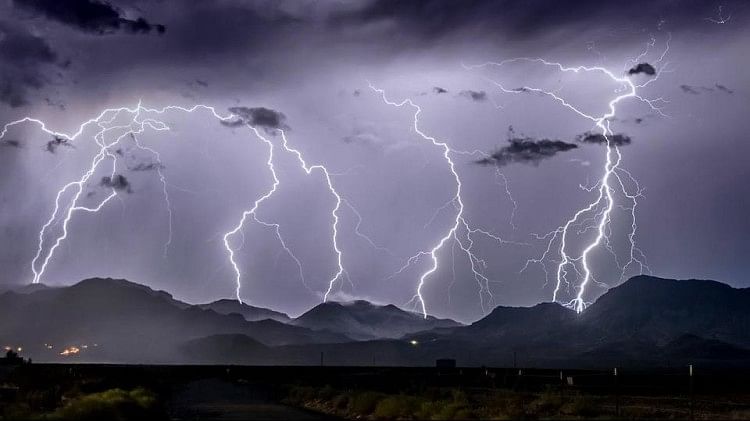 big incident in Chamoli man and sister-in-law died due to lightning