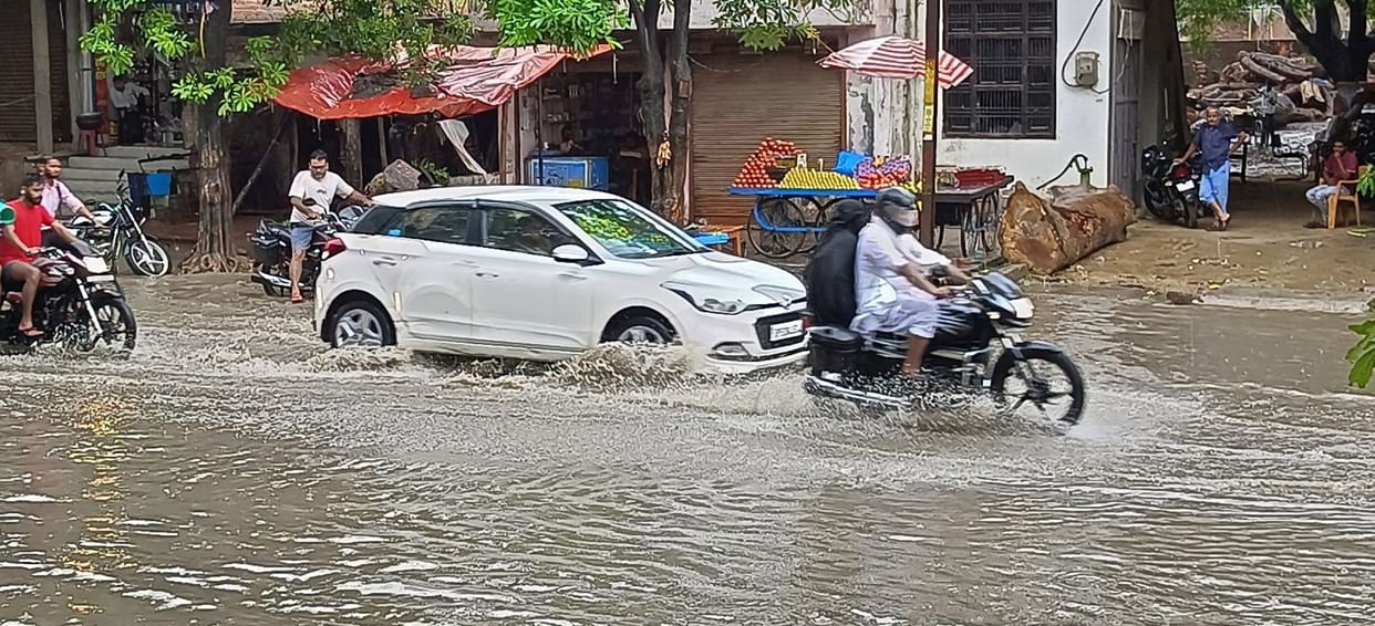People struggling with waterlogging in many areas