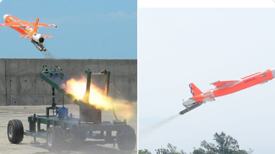 ABHYAS HEAT was successfully flight tested today by DRDO from the ITR Chandipur off the coast of Bay of Bengal in Odisha