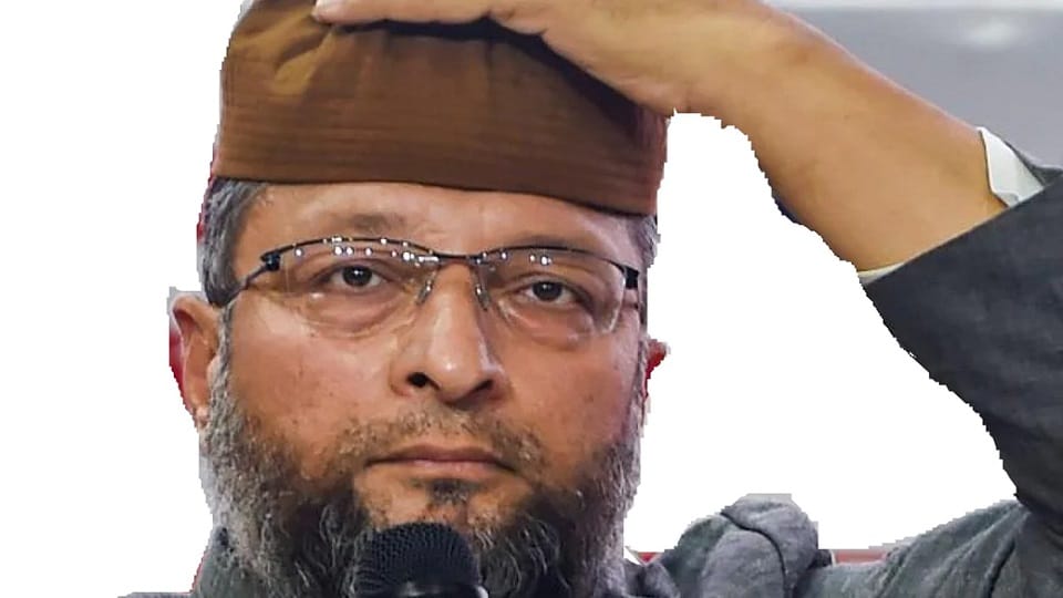 250 office bearers of AIMIM district and metropolis will resign collectively